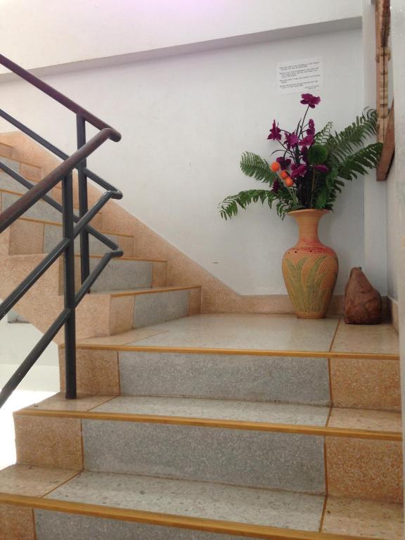 Baifern Mansion Hostel Krabi Ngoại thất bức ảnh