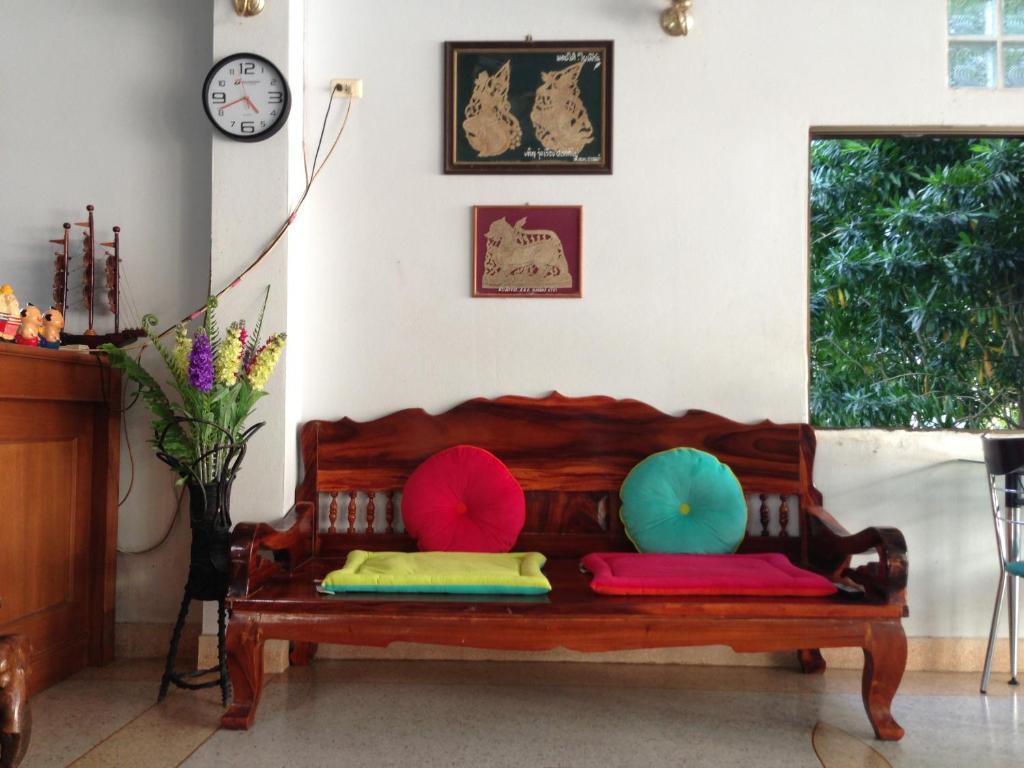 Baifern Mansion Hostel Krabi Ngoại thất bức ảnh