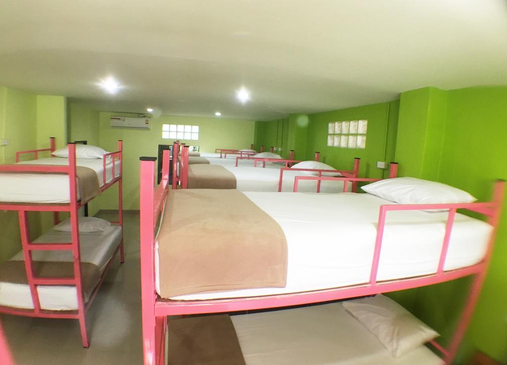 Baifern Mansion Hostel Krabi Ngoại thất bức ảnh