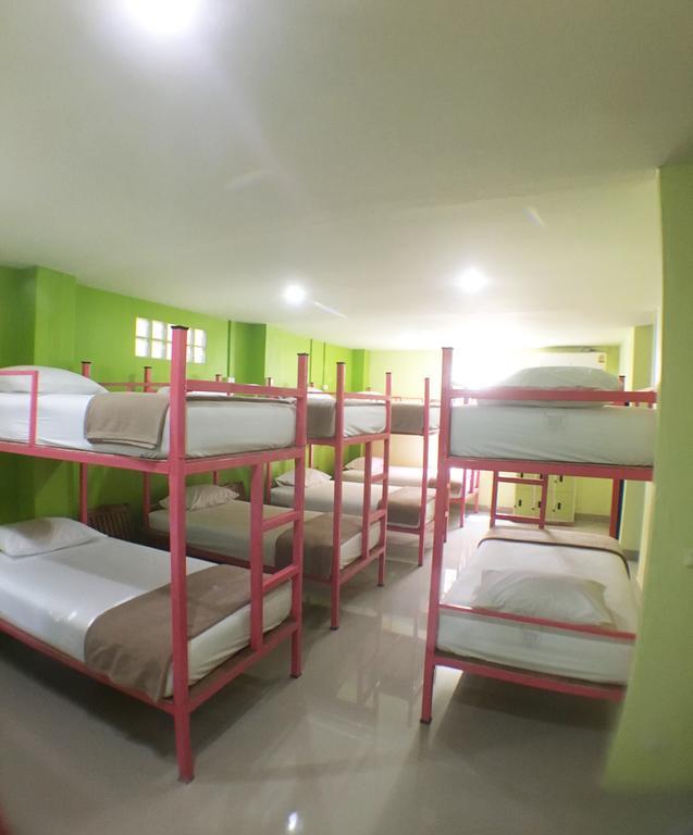 Baifern Mansion Hostel Krabi Ngoại thất bức ảnh