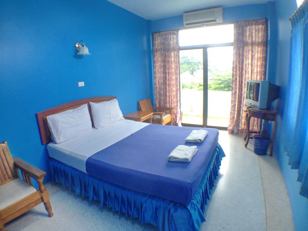 Baifern Mansion Hostel Krabi Ngoại thất bức ảnh