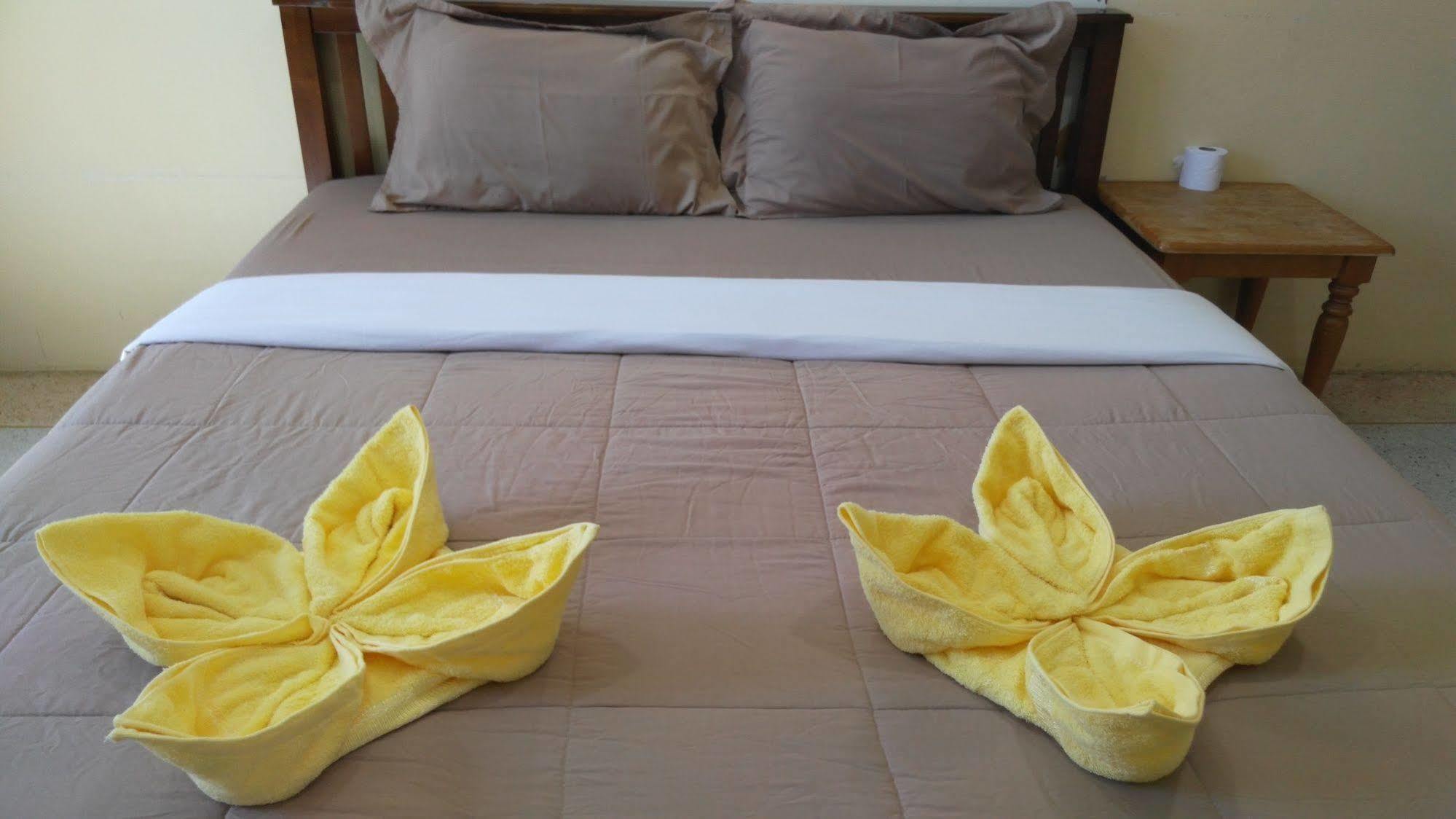 Baifern Mansion Hostel Krabi Ngoại thất bức ảnh