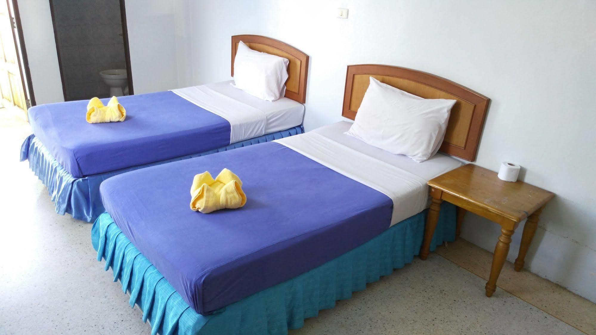 Baifern Mansion Hostel Krabi Ngoại thất bức ảnh